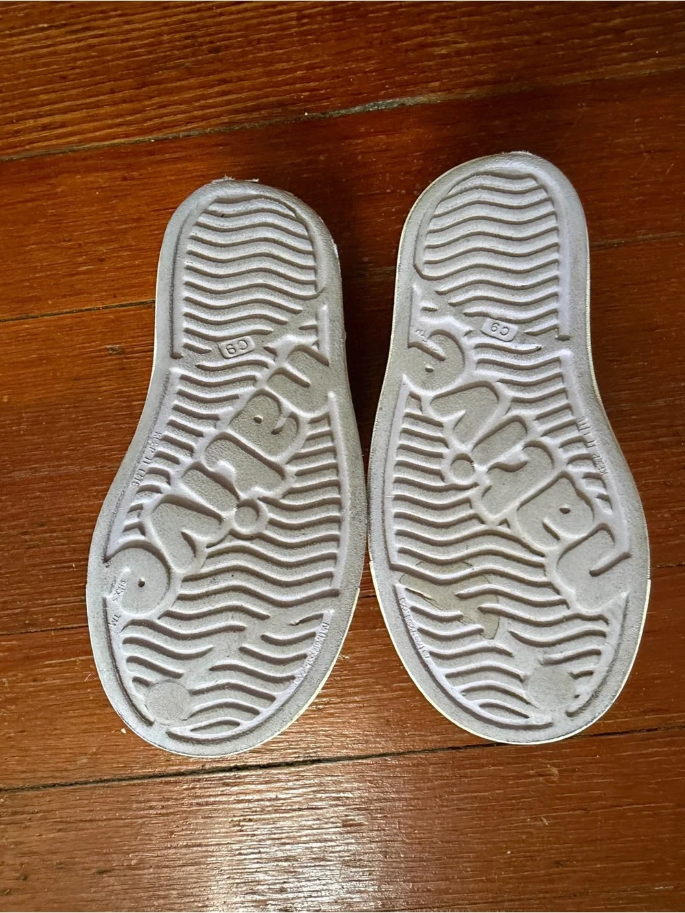 Native Kids Slip-On Water Shoes in Lavender with White Toe
